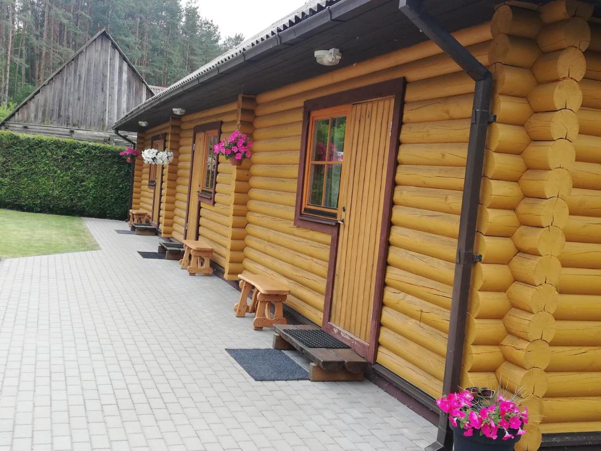 Karolio Sodyba Paluseje Extérieur photo